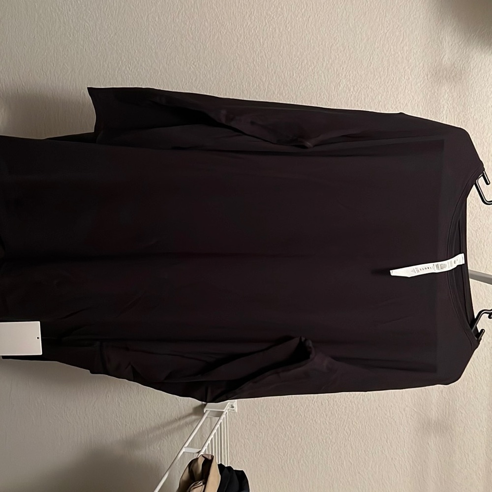 Lululemon back in action, long sleeve dress